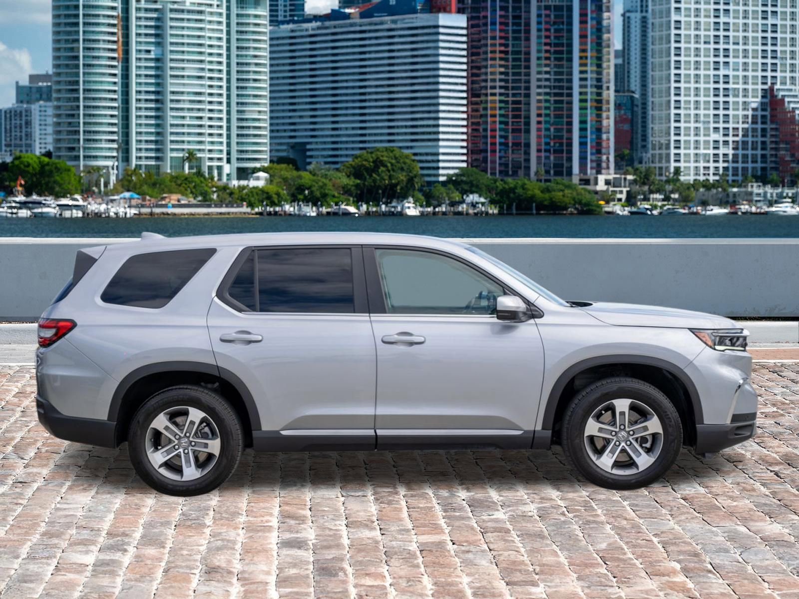 Certified 2024 Honda Pilot EX-L image 4