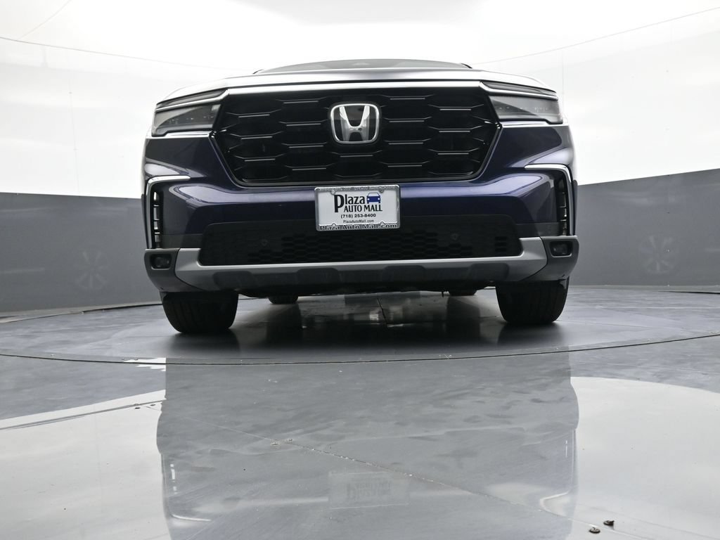 Certified 2024 Honda Pilot Touring image 30