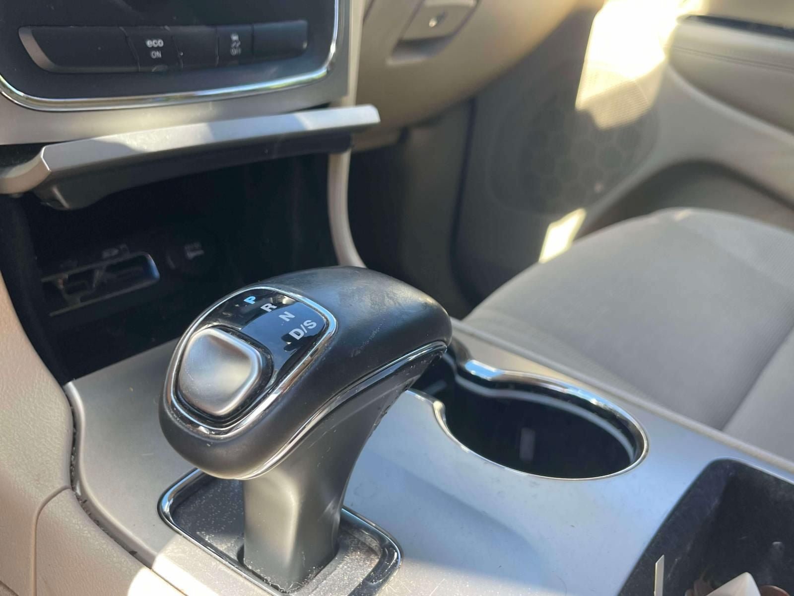 Used 2014 Jeep Grand Cherokee Laredo w/ Quick Order Package 23E AWD/4WD image 29