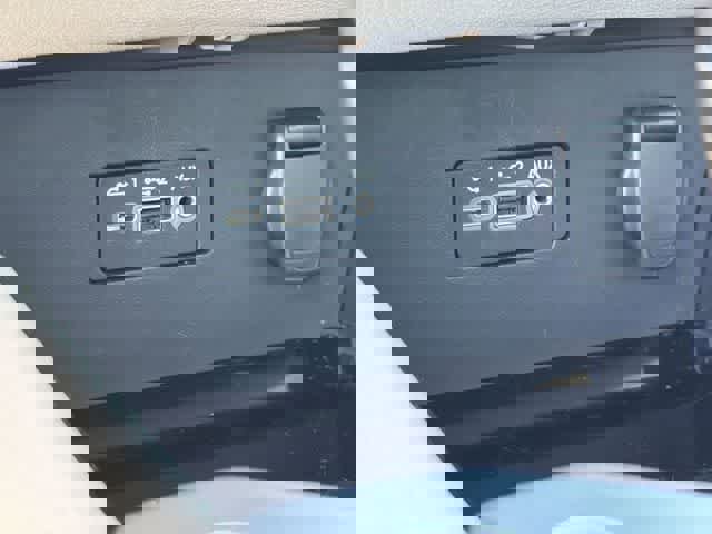 Used 2021 Nissan Altima 2.5 SV w/ SV Premium Package image 23