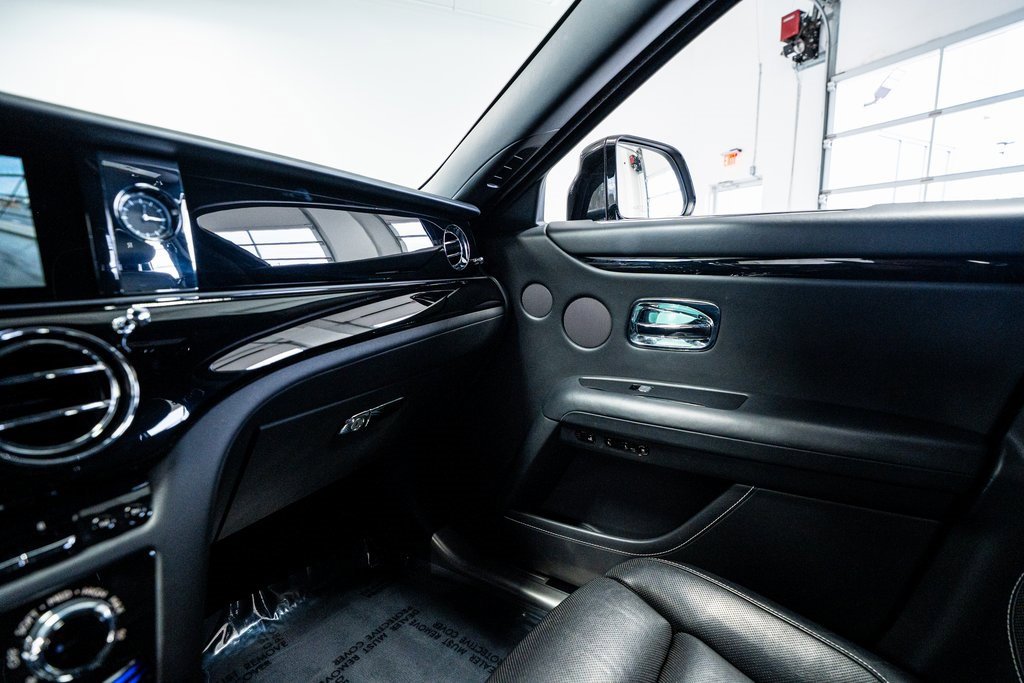 Used 2022 Rolls-Royce Ghost image 51