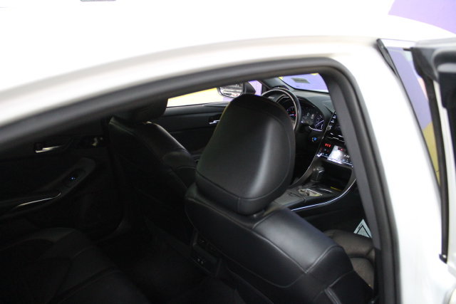 Used 2019 Toyota Avalon XSE FWD image 10