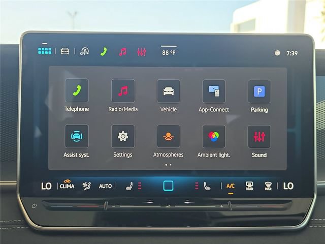 New 2026 Volkswagen Tiguan SE FWD image 17