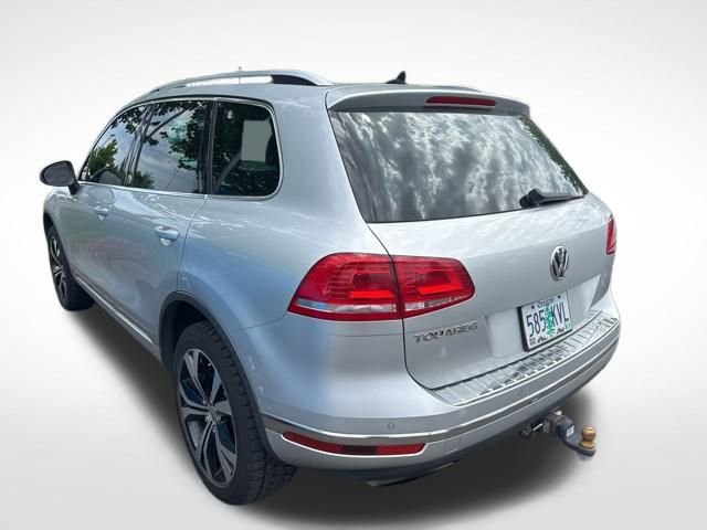 Used 2017 Volkswagen Touareg Wolfsburg Edition AWD/4WD image 3