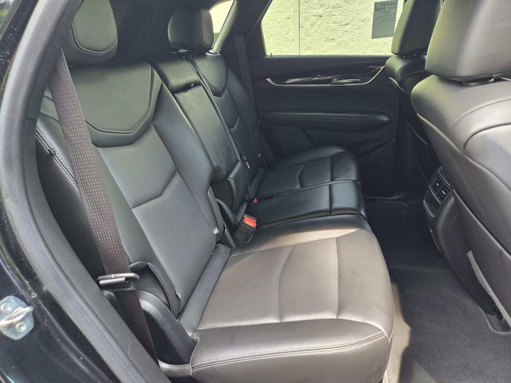 Used 2022 Cadillac XT5 Premium Luxury image 15