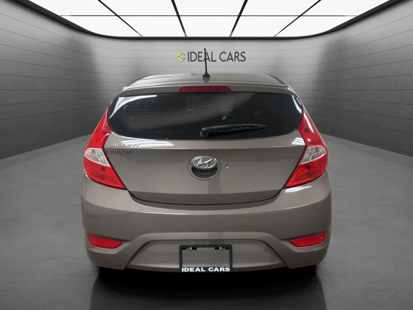 Used 2014 Hyundai Accent GS FWD image 6