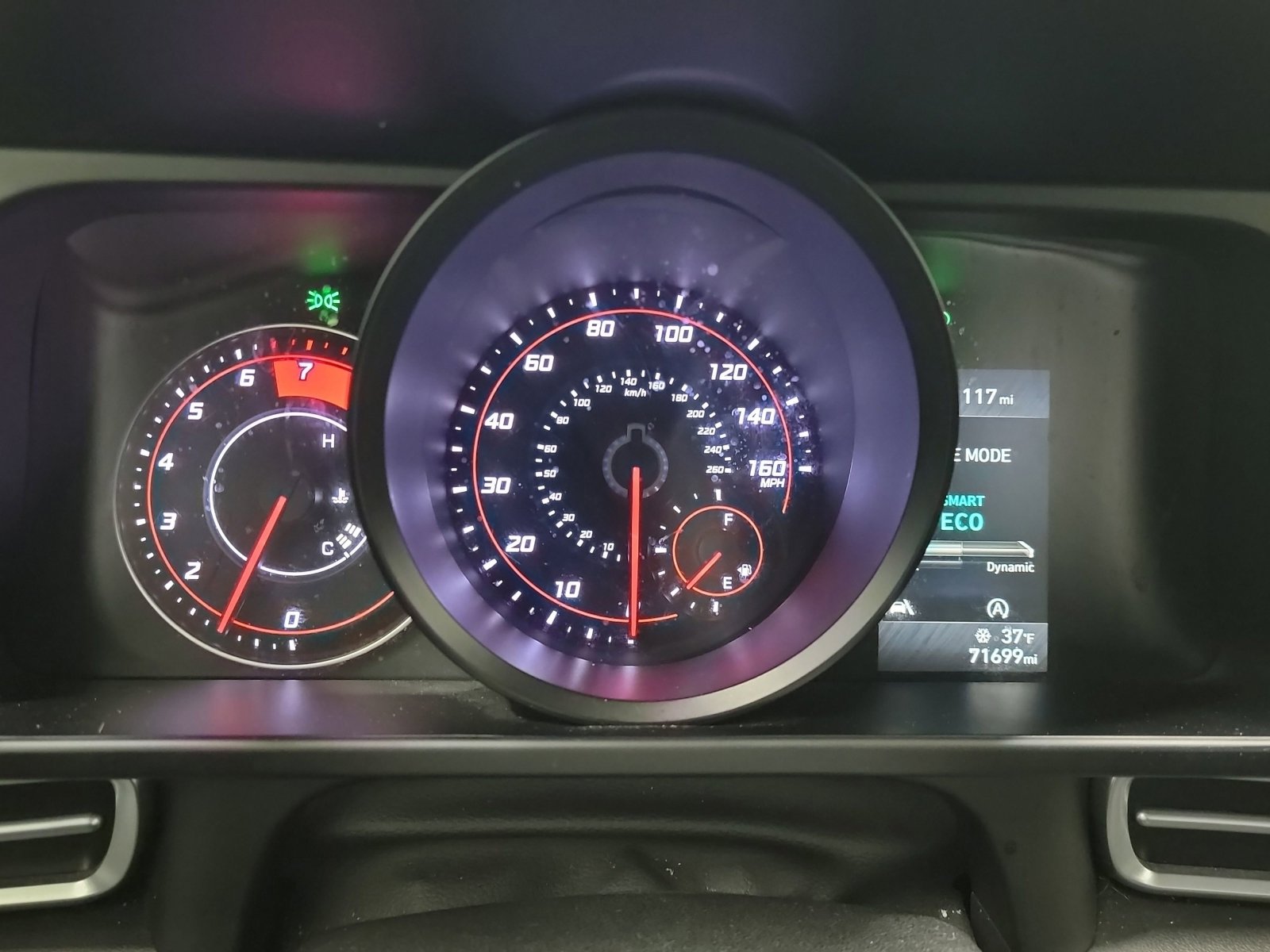 Used 2021 Hyundai Elantra SE w/ Cargo Package image 18