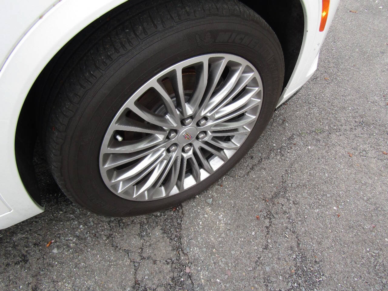 Used 2020 Cadillac XT6 Sport AWD/4WD image 33