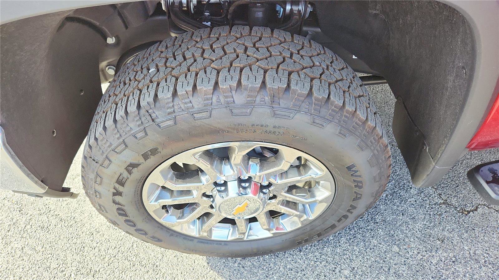 New 2026 Chevrolet Silverado 3500 LTZ w/ LTZ Premium Package image 16