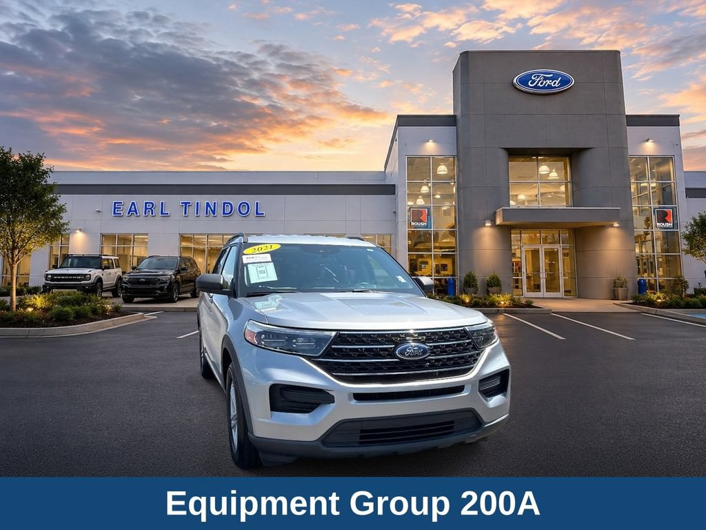 Certified 2021 Ford Explorer XLT RWD image 2