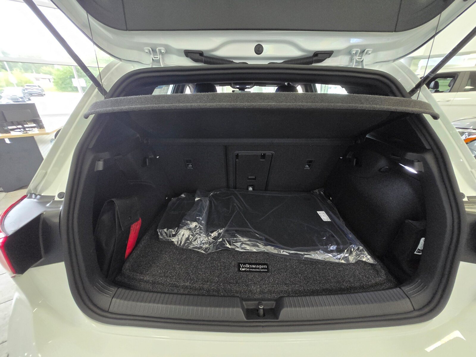 New 2026 Volkswagen Golf w/ Euro Style Package AWD/4WD image 15