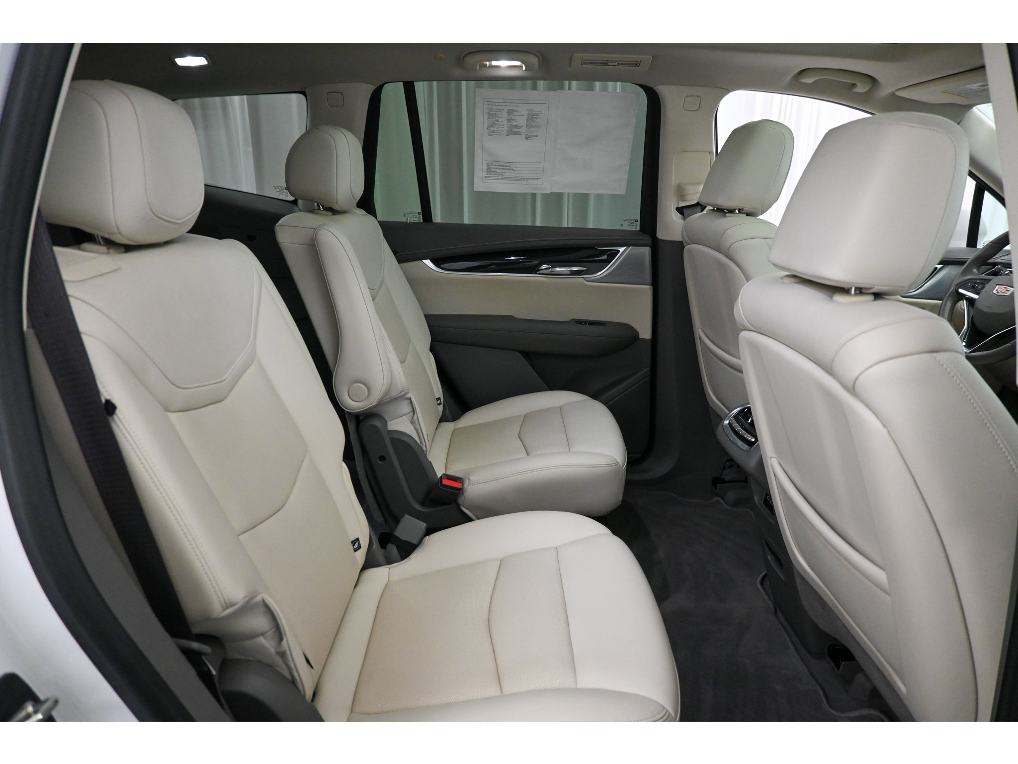 Certified 2023 Cadillac XT6 Premium Luxury w/ Technology Package AWD/4WD image 19