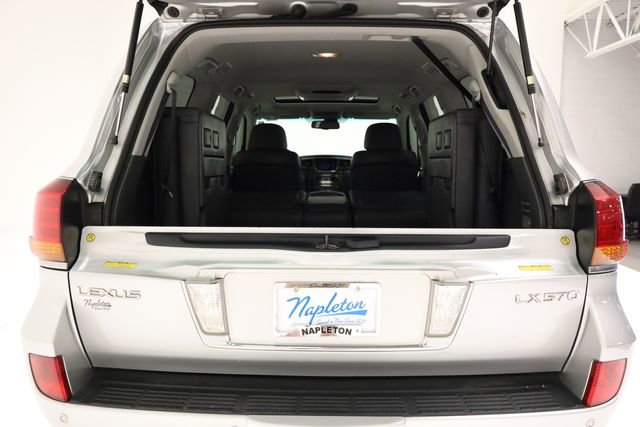Used 2009 Lexus LX 570 4WD image 40