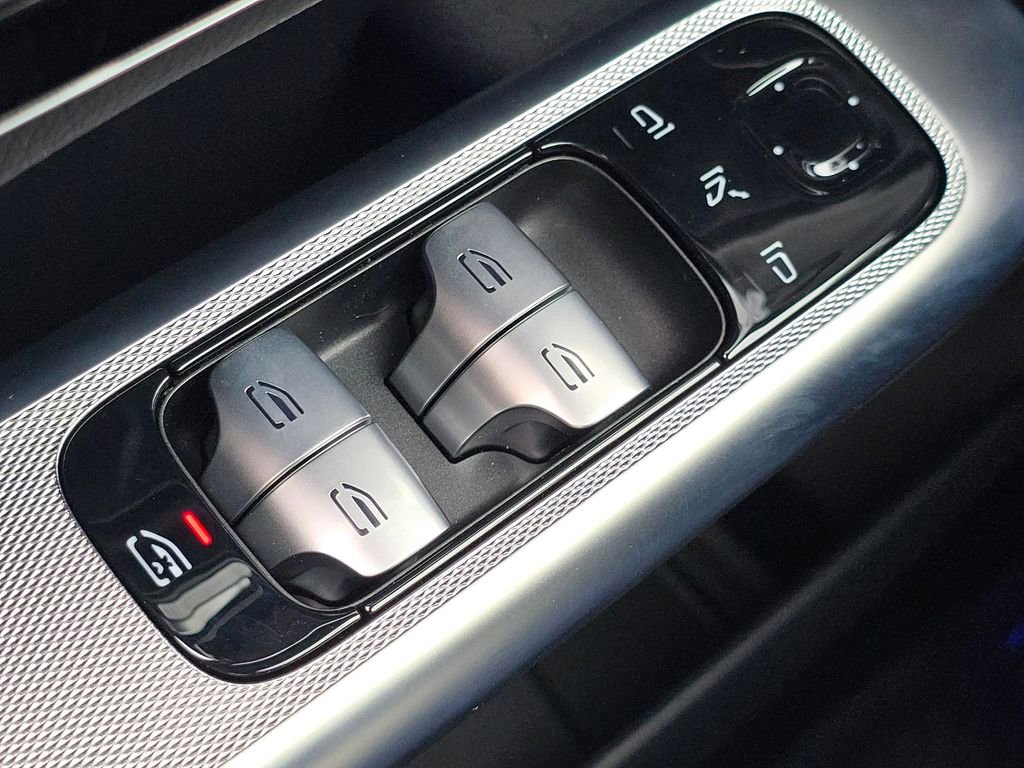 New 2026 Mercedes-Benz GLC 43 AMG 4MATIC image 28
