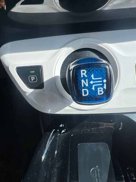 Used 2017 Toyota Prius Four w/ Advanced Technology Package FWD image 20