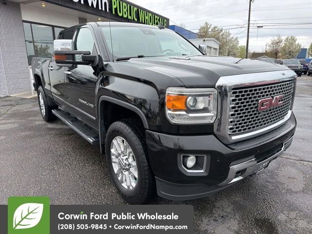 Used 2016 GMC Sierra 2500 Denali w/ Duramax Plus Package image 3
