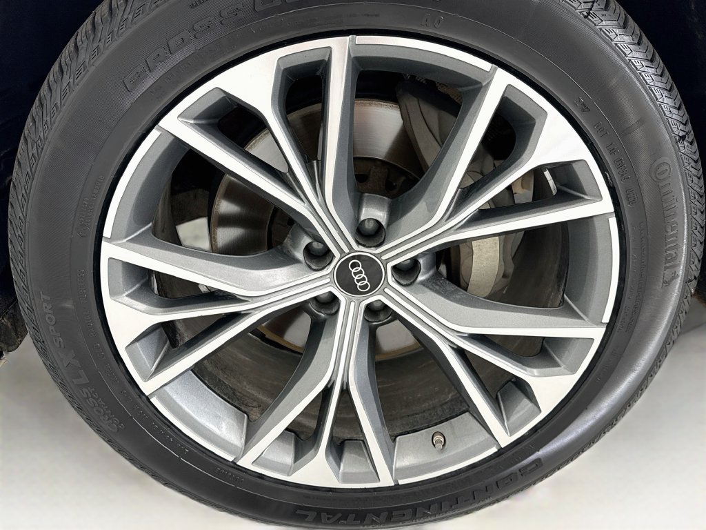 Used 2023 Audi Q8 Premium Plus w/ Premium Plus Package AWD/4WD image 29