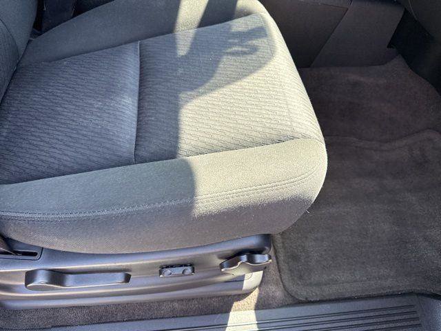 Used 2014 Chevrolet Suburban LS image 43