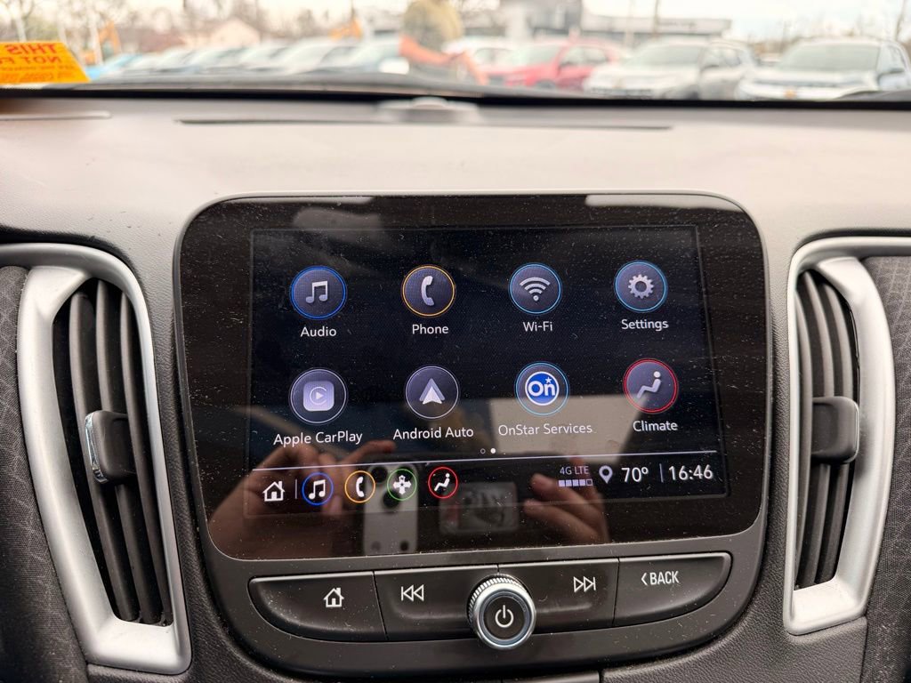 Used 2024 Chevrolet Malibu LT image 14