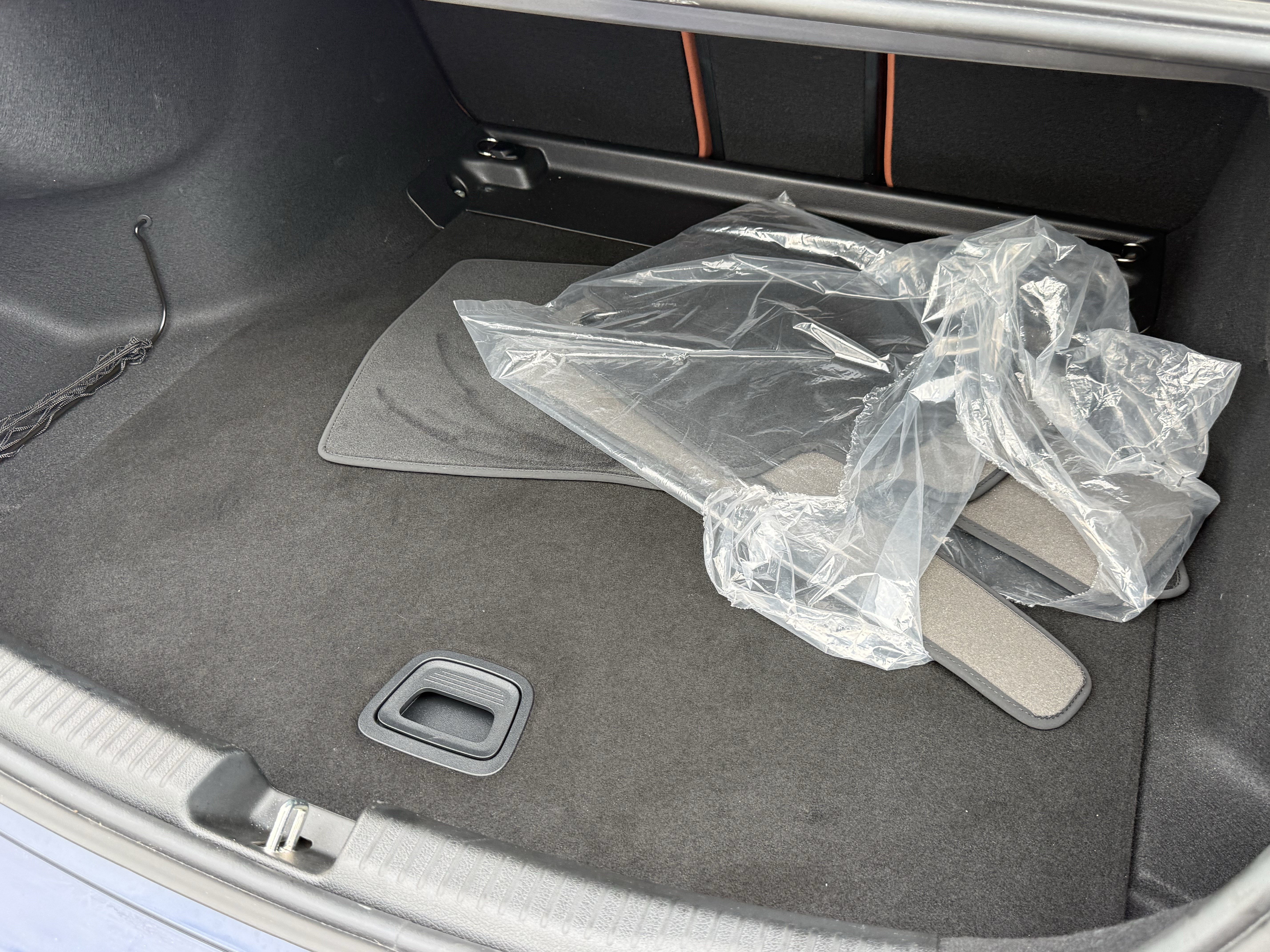 Used 2024 Mercedes-Benz C 300 Sedan image 31