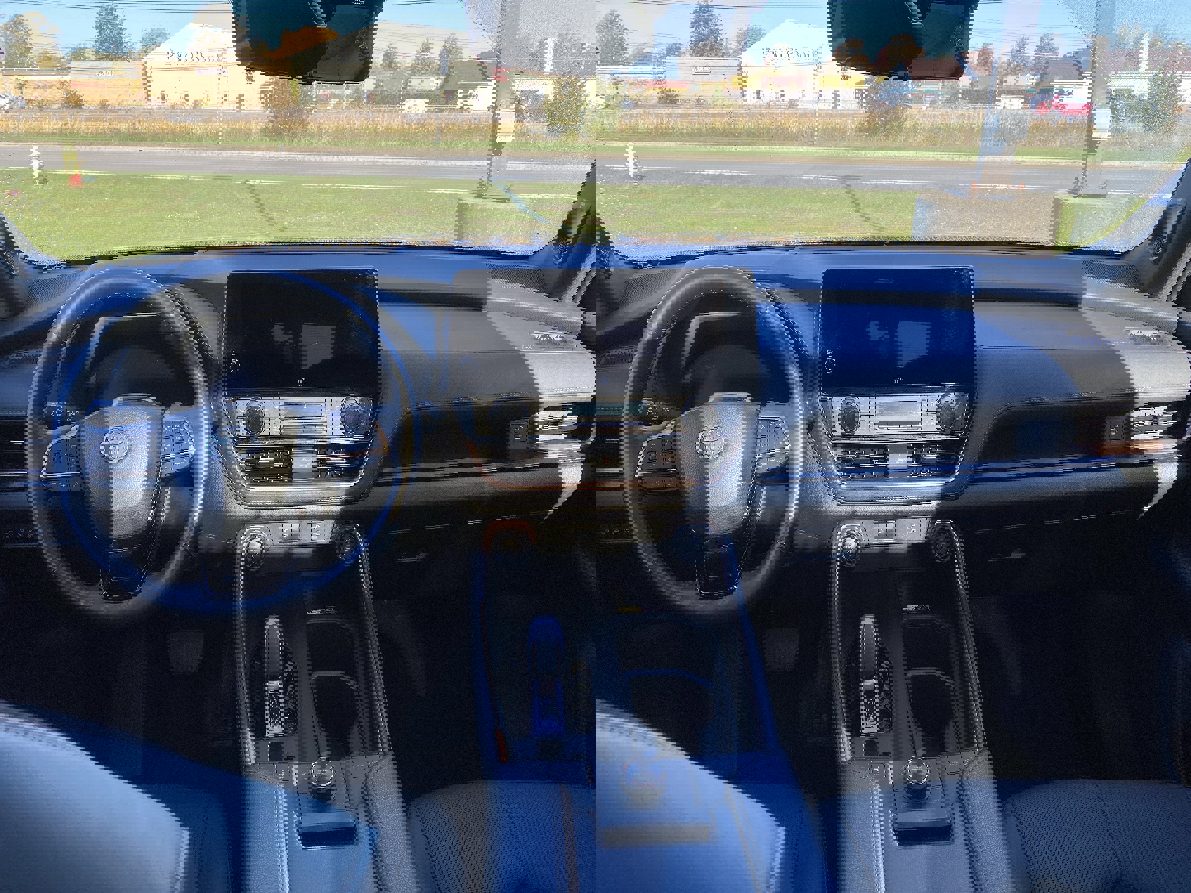 Used 2024 Toyota Grand Highlander AWD Hybrid image 11