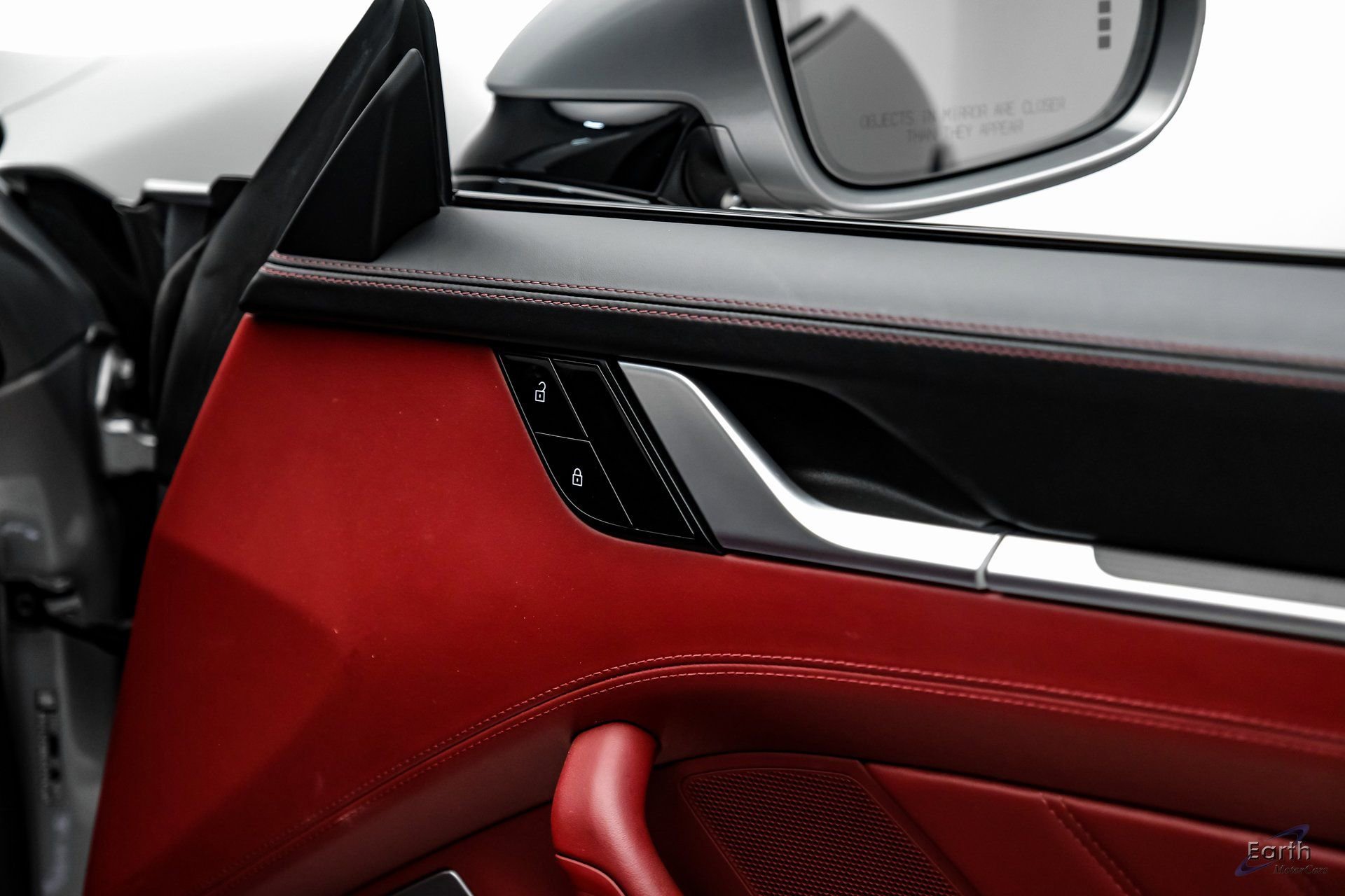 Used 2021 Porsche 911 Turbo S image 90