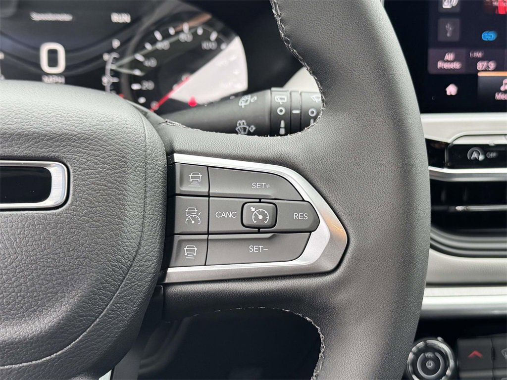 New 2026 Jeep Compass Limited image 23