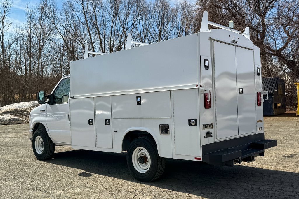 New 2025 Ford E-350 and Econoline 350 Super Duty w/ Power Equipment Group RWD image 5