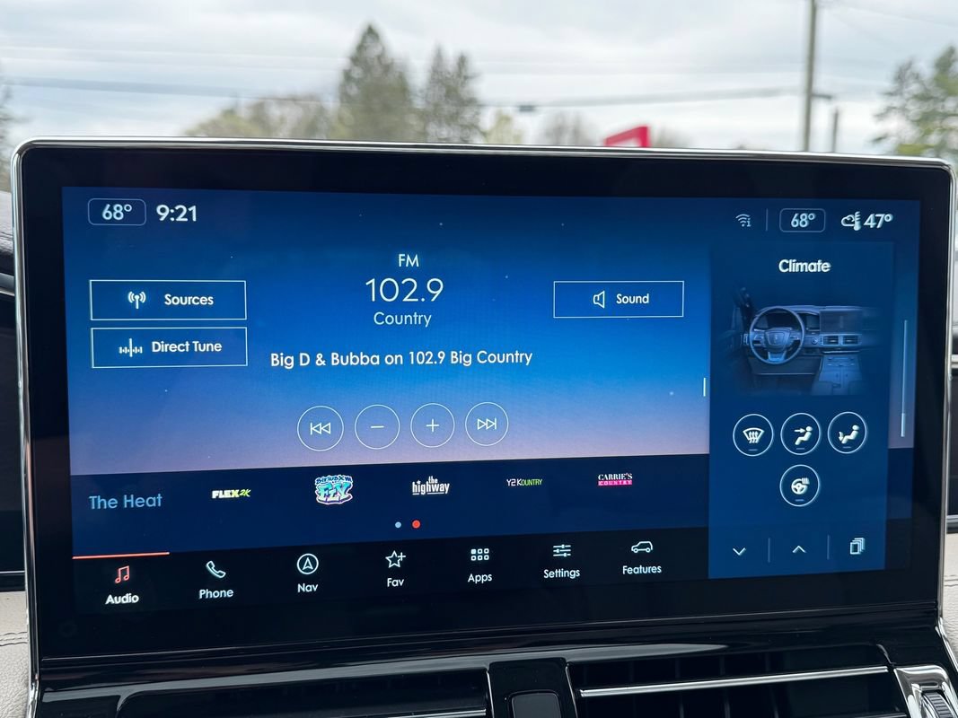 Used 2024 Lincoln Navigator L Reserve w/ Equipment Group 201A AWD/4WD image 18