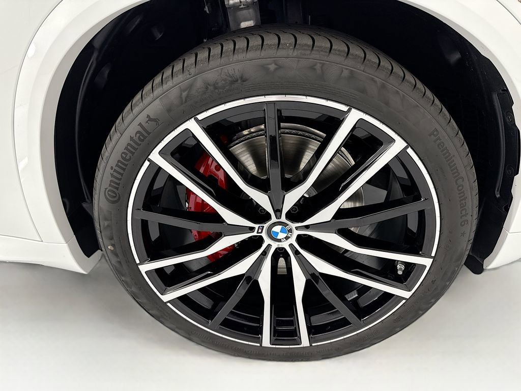 New 2026 BMW X5 xDrive40i w/ Executive Package image 31