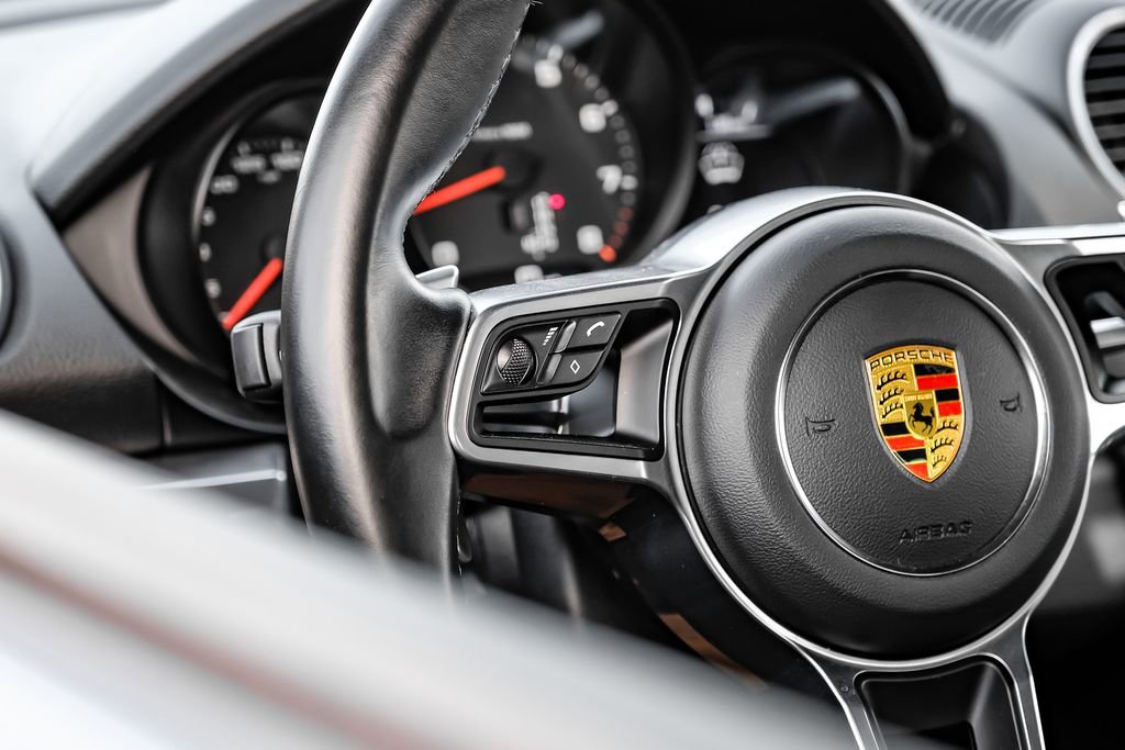Used 2021 Porsche 718 Cayman w/ Premium Package image 13