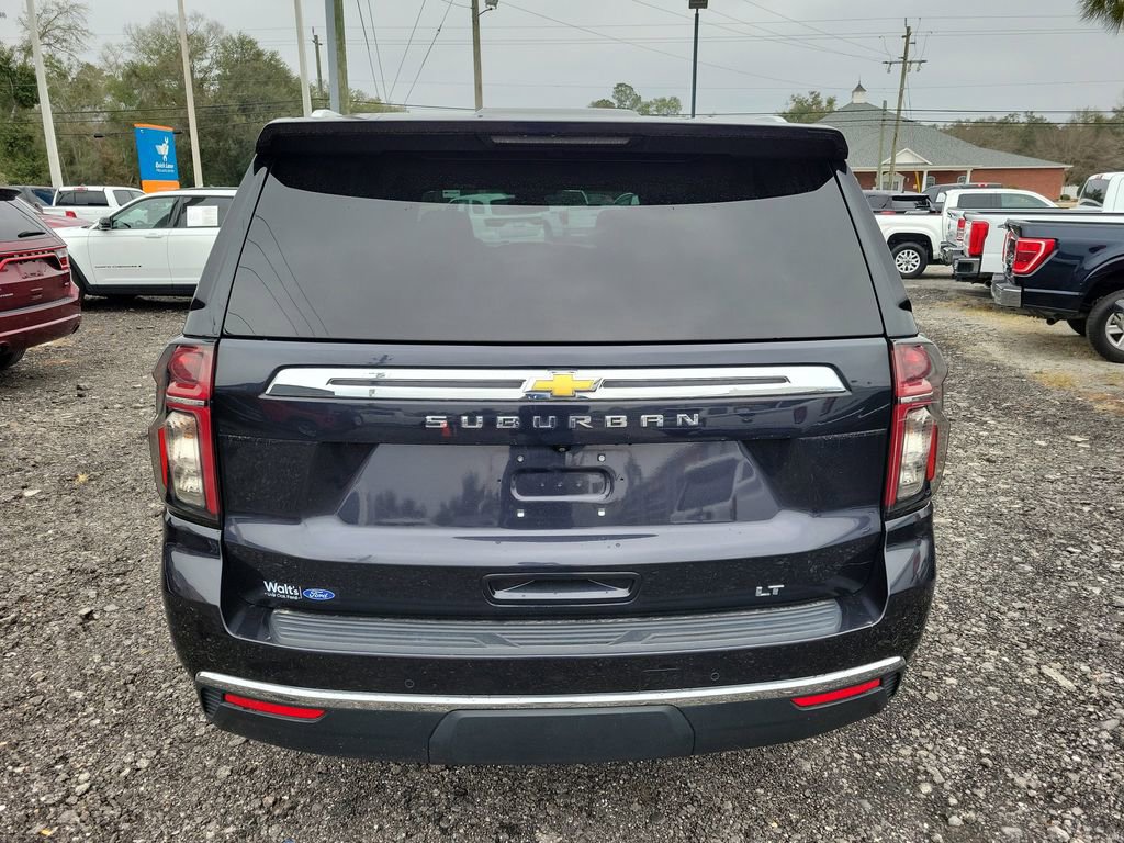 Used 2023 Chevrolet Suburban LT RWD image 9