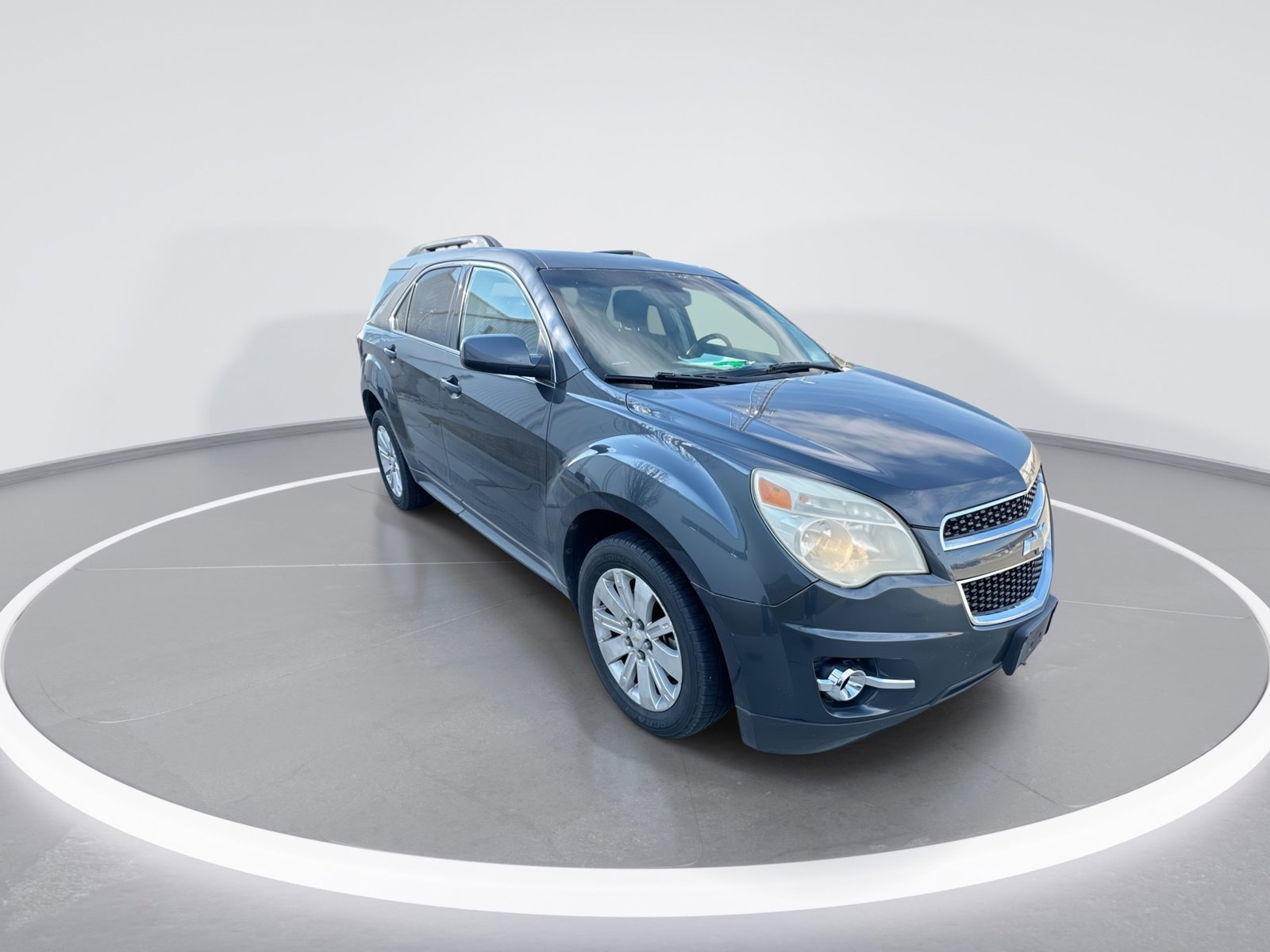 Used 2010 Chevrolet Equinox LT image 2