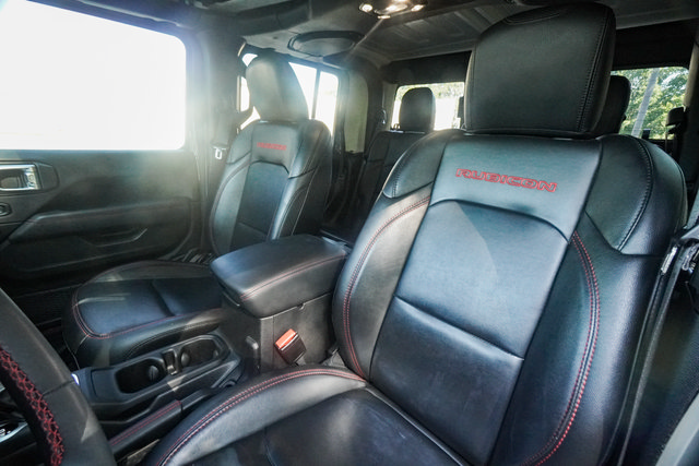 Used 2023 Jeep Gladiator Rubicon w/ LED Lighting Group AWD/4WD image 19
