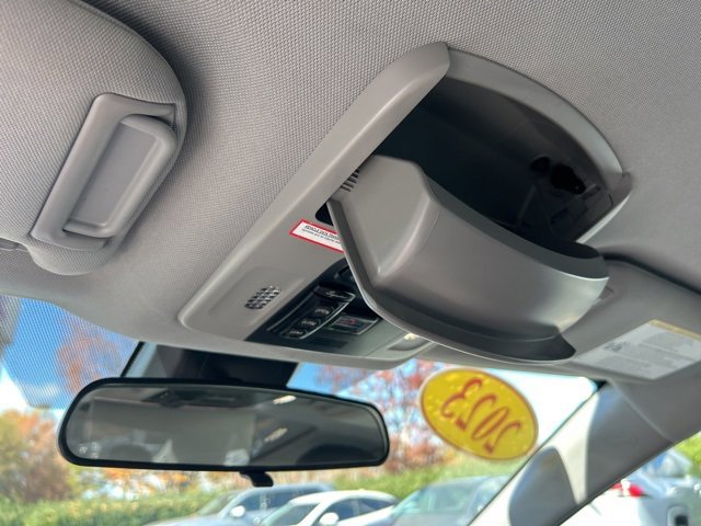 Used 2023 Toyota Camry SE image 28