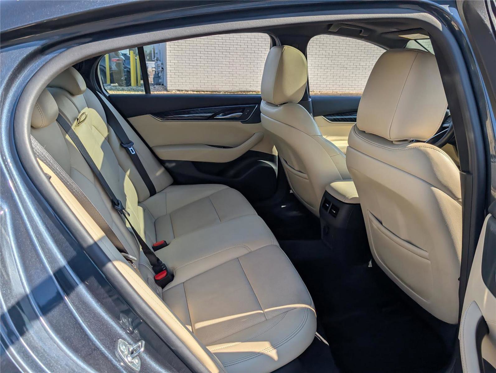 Used 2025 Cadillac CT5 Premium Luxury RWD image 11
