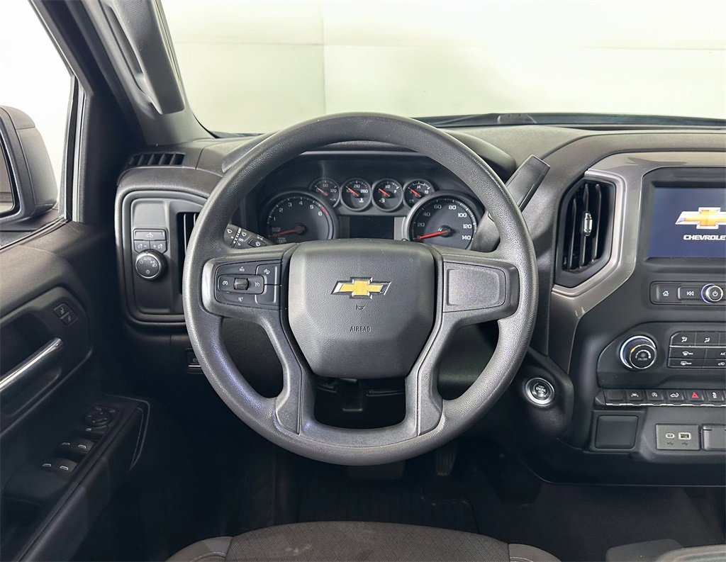 Used 2023 Chevrolet Silverado 1500 Custom image 9