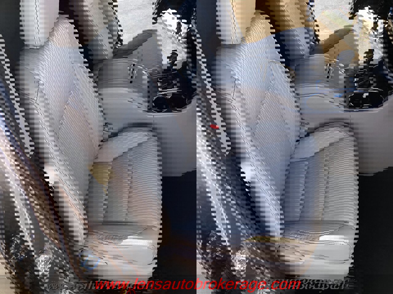 Used 2017 Toyota Highlander Plus image 24