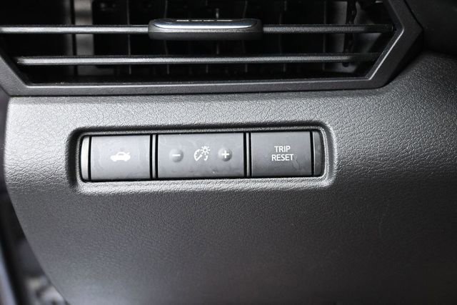 Used 2023 Nissan Altima 2.5 SR w/ SR Premium Package FWD image 19