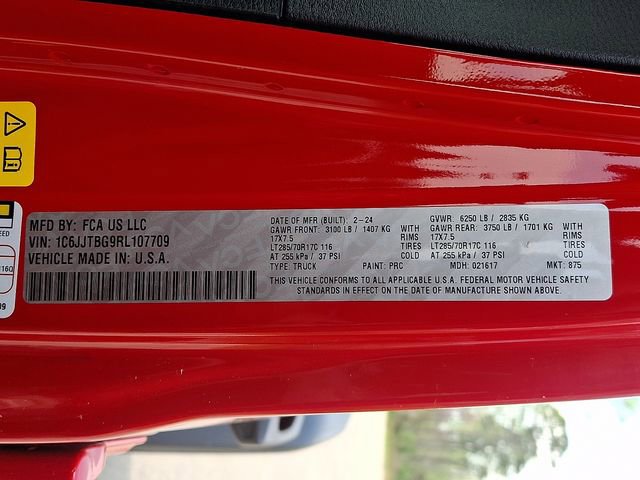 Used 2024 Jeep Gladiator Rubicon w/ Safety Group image 3