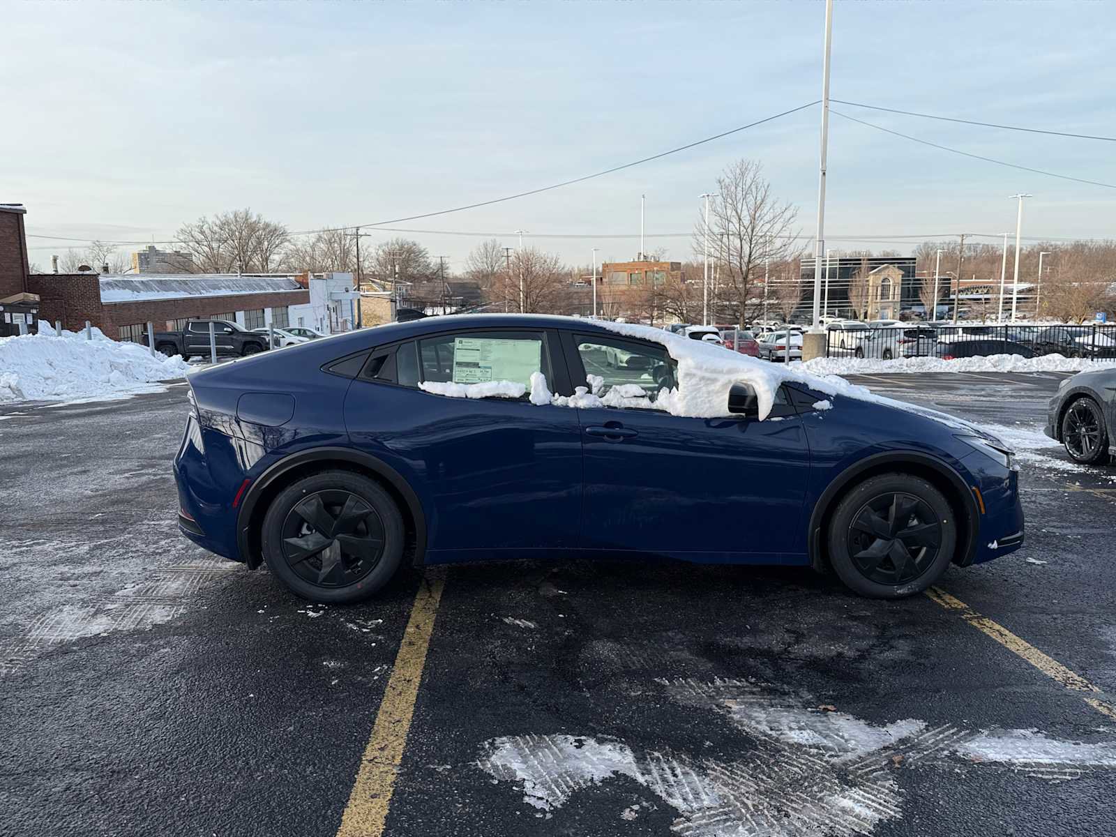 New 2026 Toyota Prius Plug-In Hybrid FWD image 6