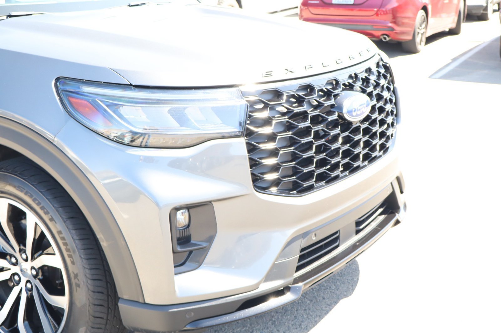 Used 2025 Ford Explorer ST-Line AWD/4WD image 9