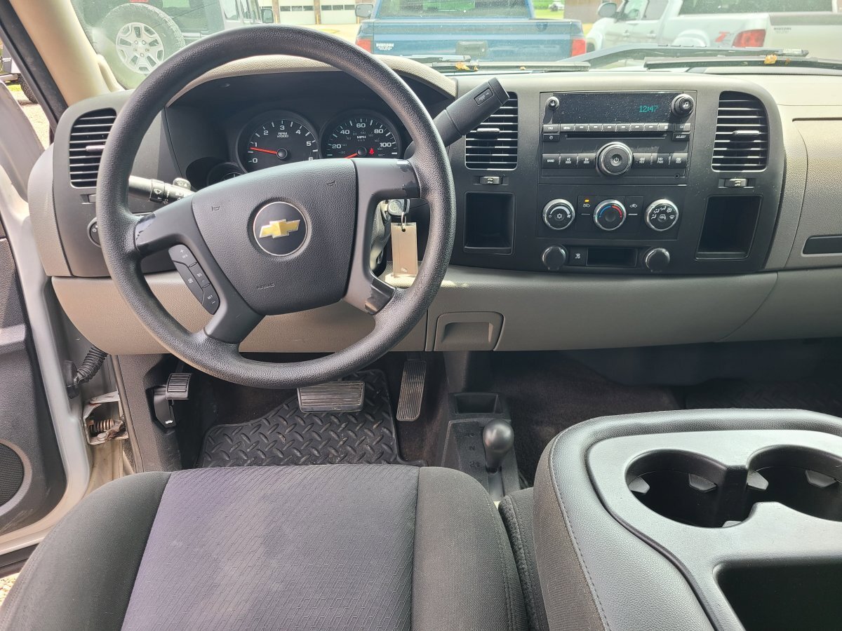 Used 2011 Chevrolet Silverado 1500 LS AWD/4WD image 7