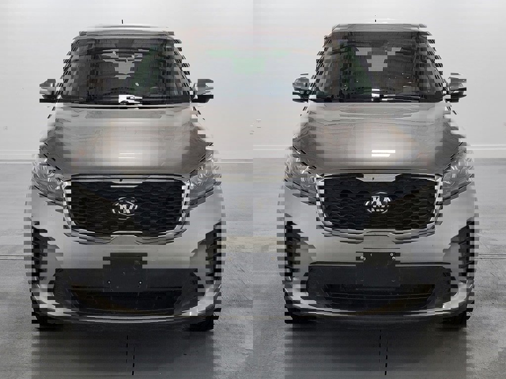 Used 2019 Kia Sorento LX image 3