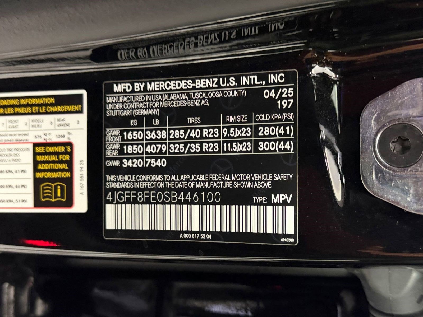 Used 2025 Mercedes-Benz GLS 580 4MATIC image 21