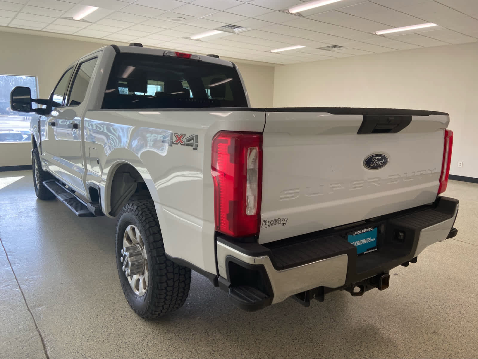 Used 2024 Ford F350 XLT image 10