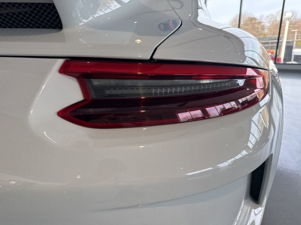 Used 2018 Porsche 911 GT3 image 18