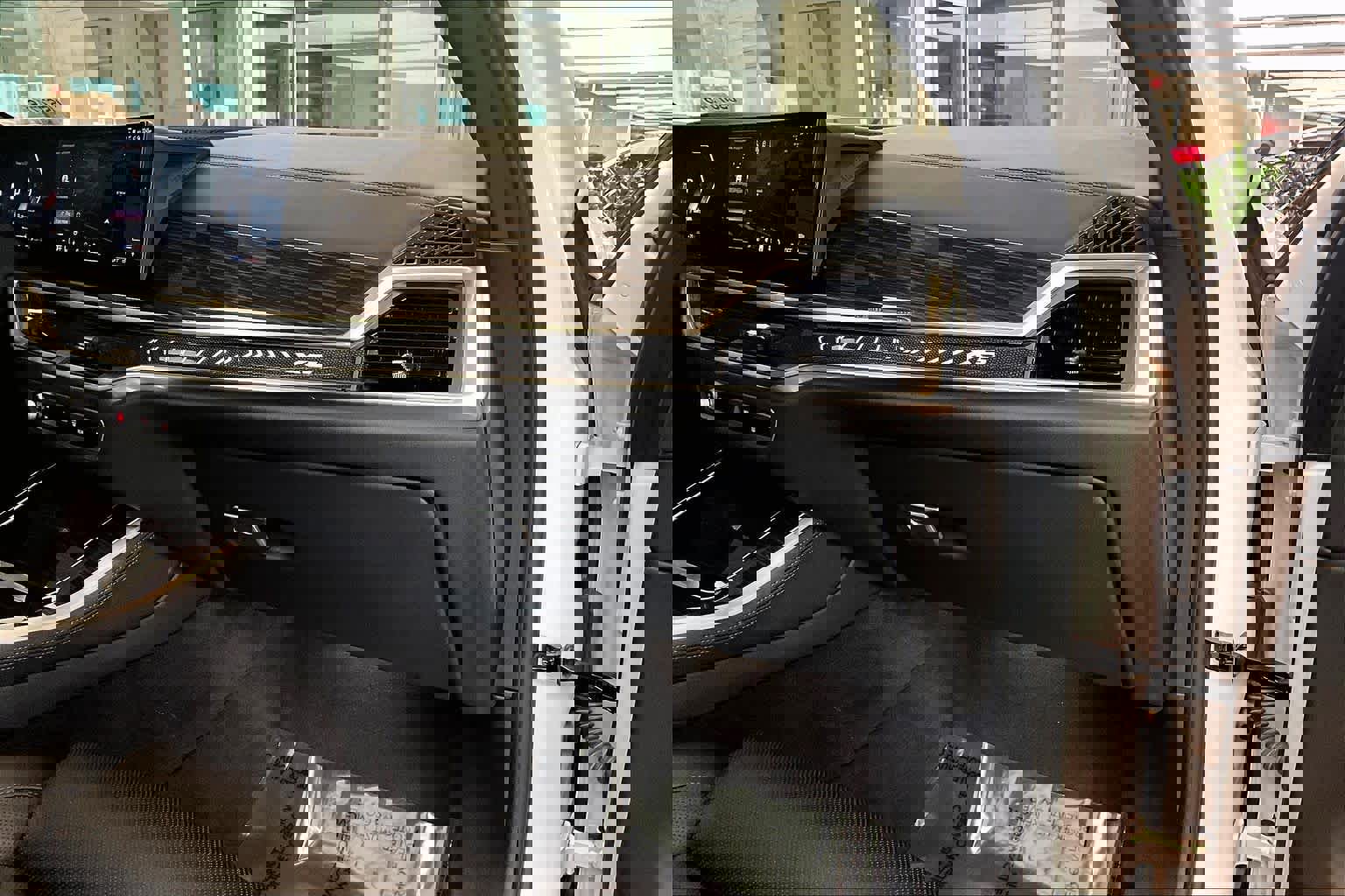 Used 2024 BMW X5 sDrive40i w/ Parking Assistance Package image 20