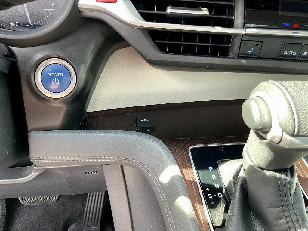 Used 2022 Toyota Sienna XLE FWD image 15