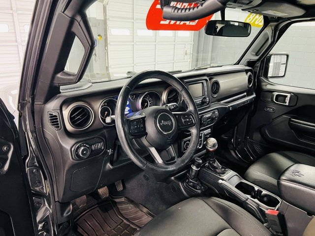 Used 2018 Jeep Wrangler Unlimited Sport S image 19